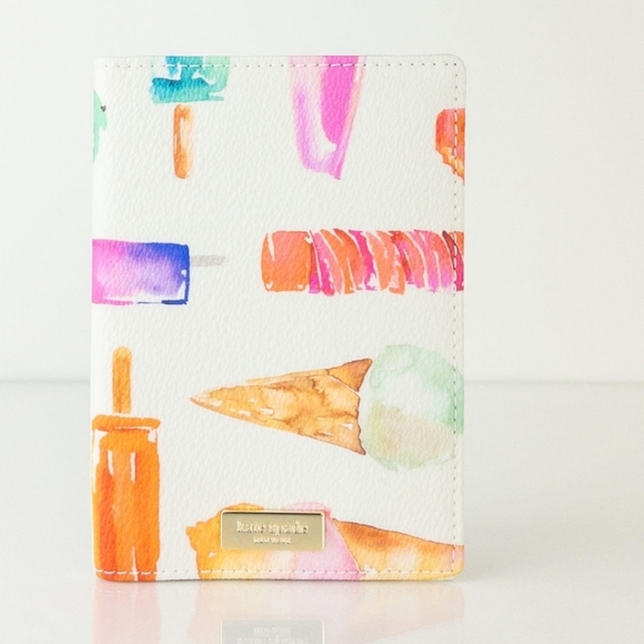 🔹️ KATE SPADE🔹️  PASSPORT HOLDER SHORE STREET (ICE POP PRINT) ✨️🍦 - Picture 1 of 11